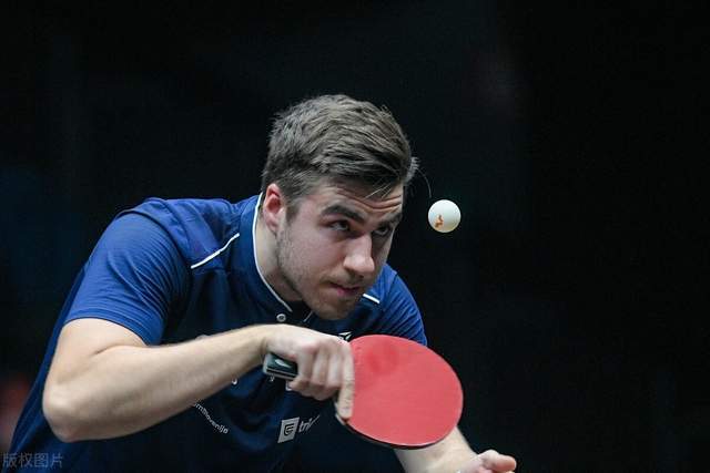 在他个人社 在他个人社