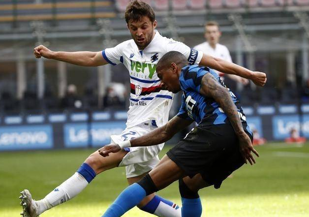 海海港的對 海海港的對