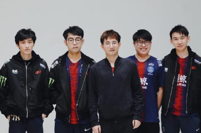 对波兰队 对波兰队