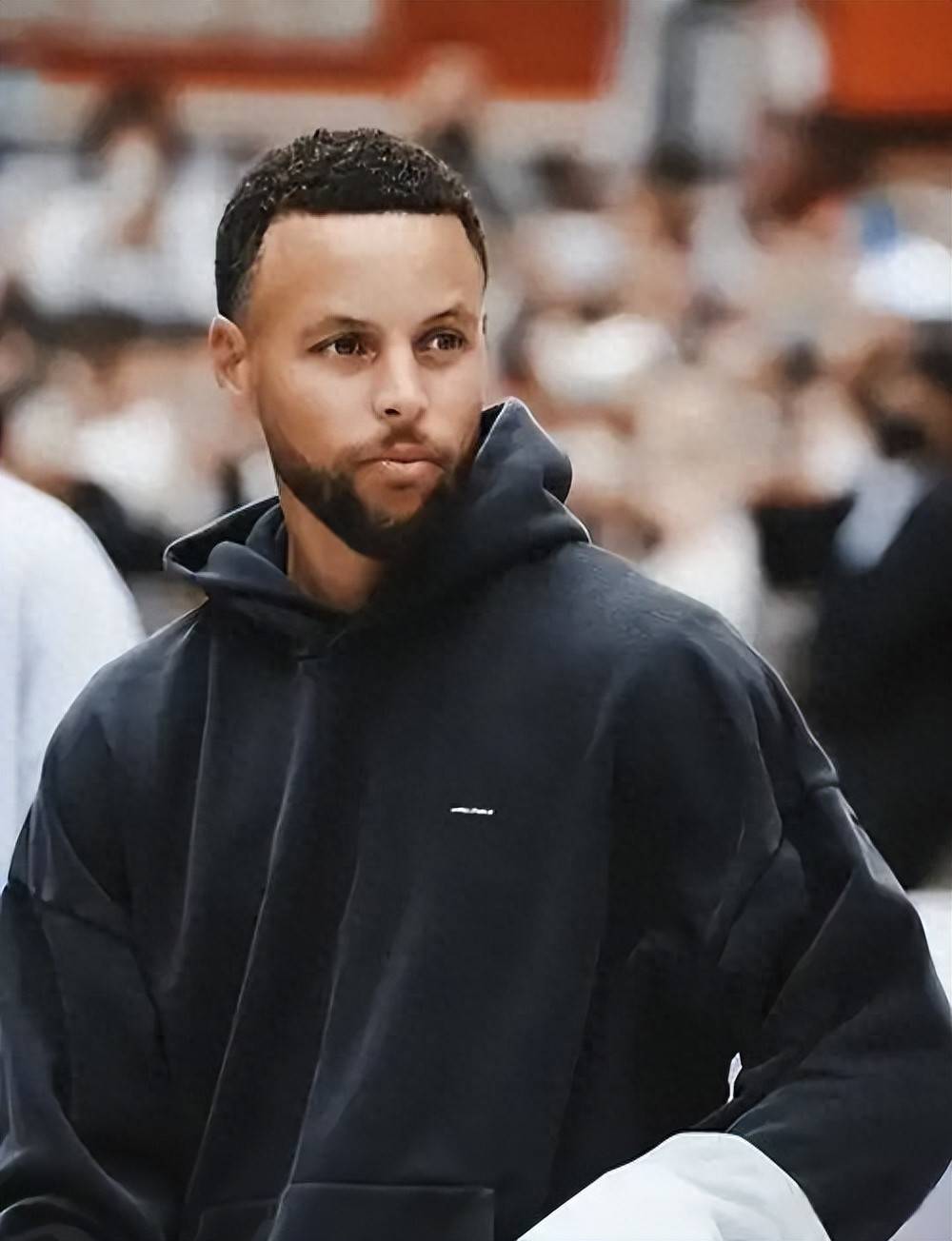 这些方面若 这些方面若