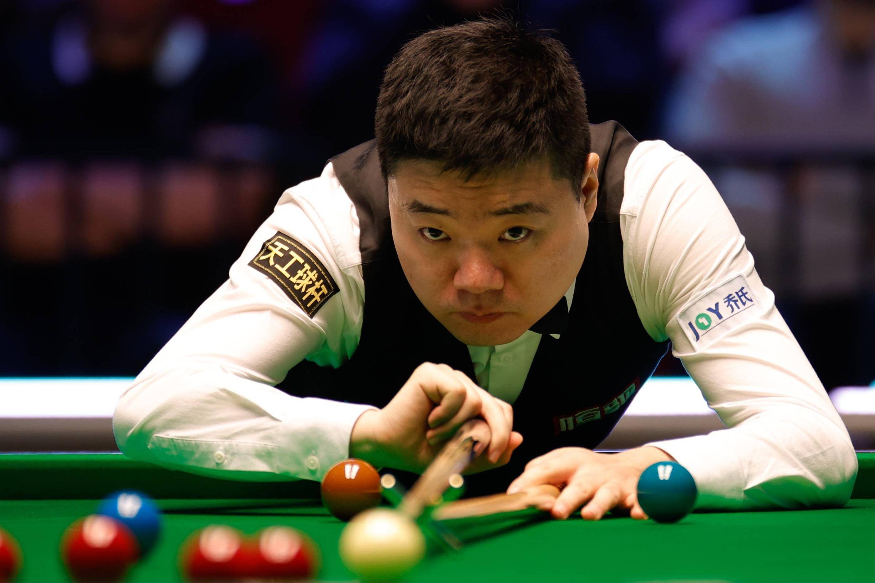 以惊人的速 以惊人的速